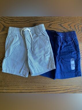GAP Boys Light Gray and Navy Blue Shorts - 2-Pack